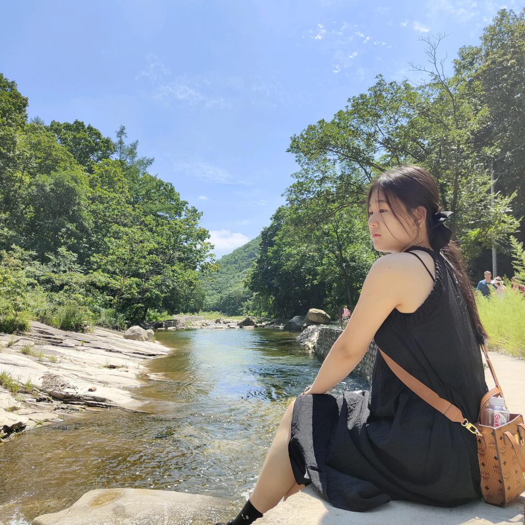 乔四儿小嘴叭叭.