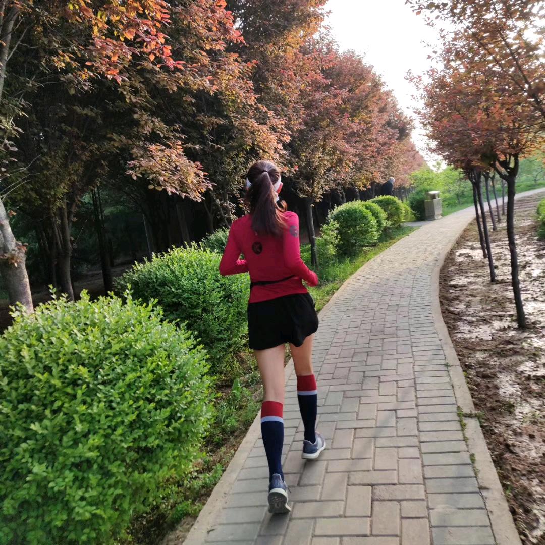 杨漓泓