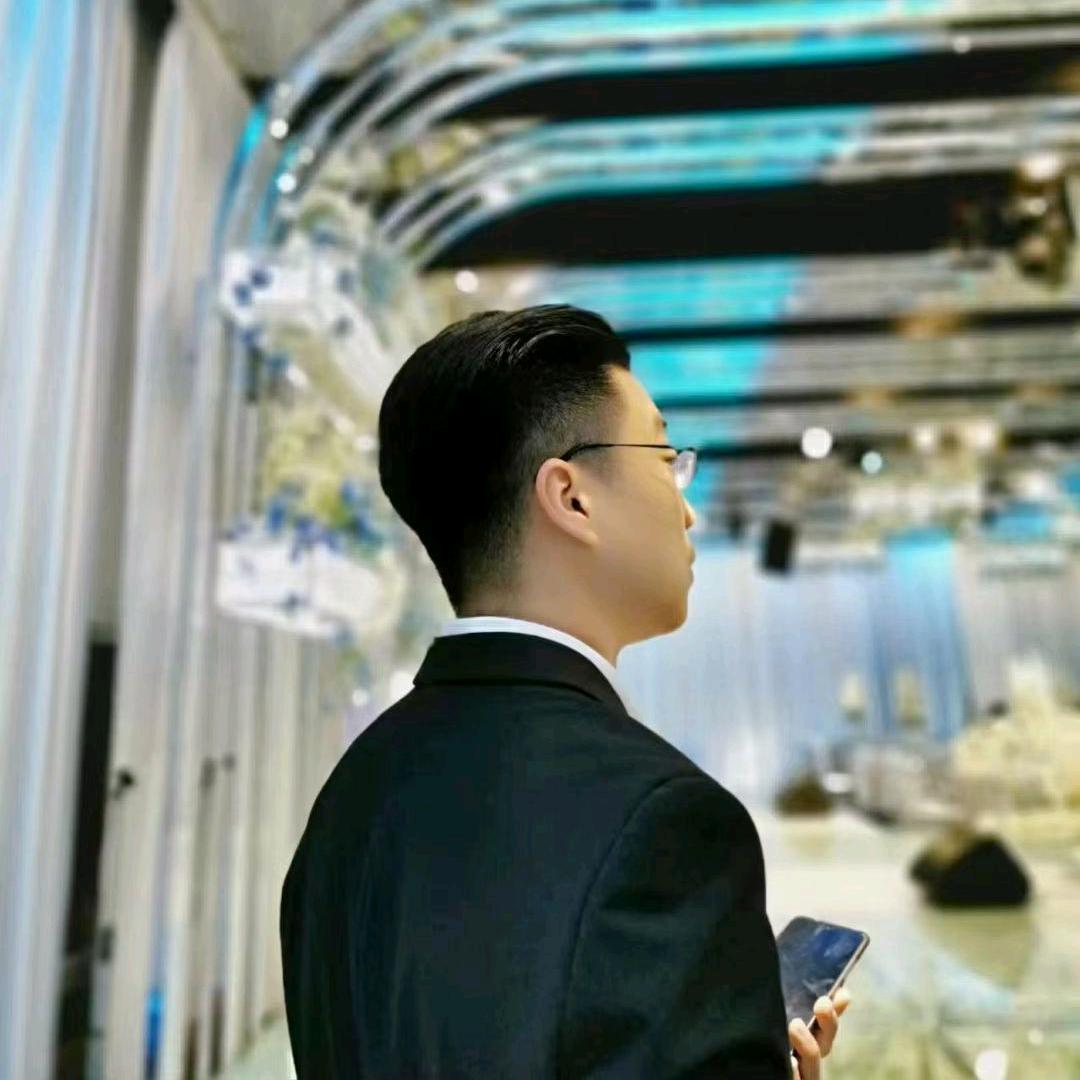 婚礼主持人王勇头像
