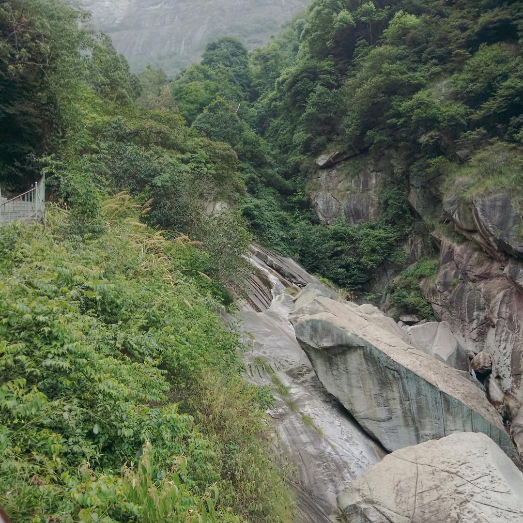石头哥闯越南