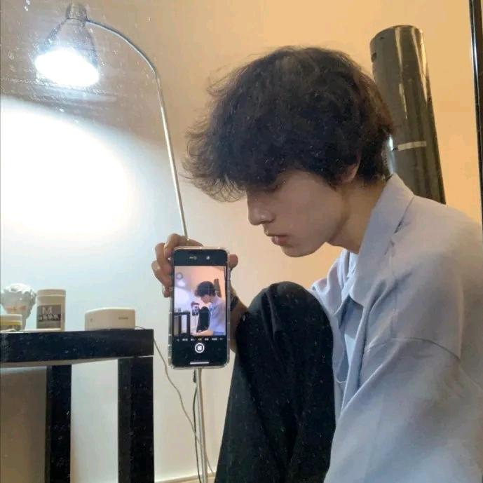 孤月鸣