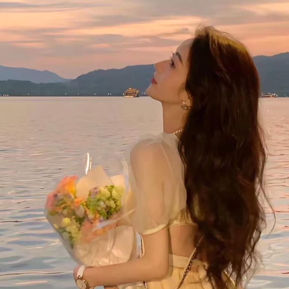 石湾公仔街鸿陶轩官方号