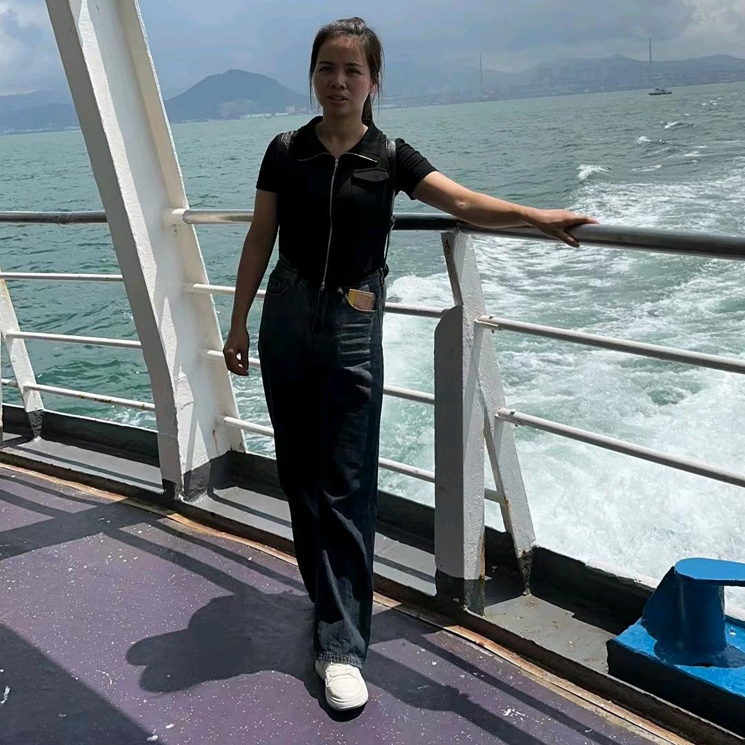 甜甜小个子穿搭