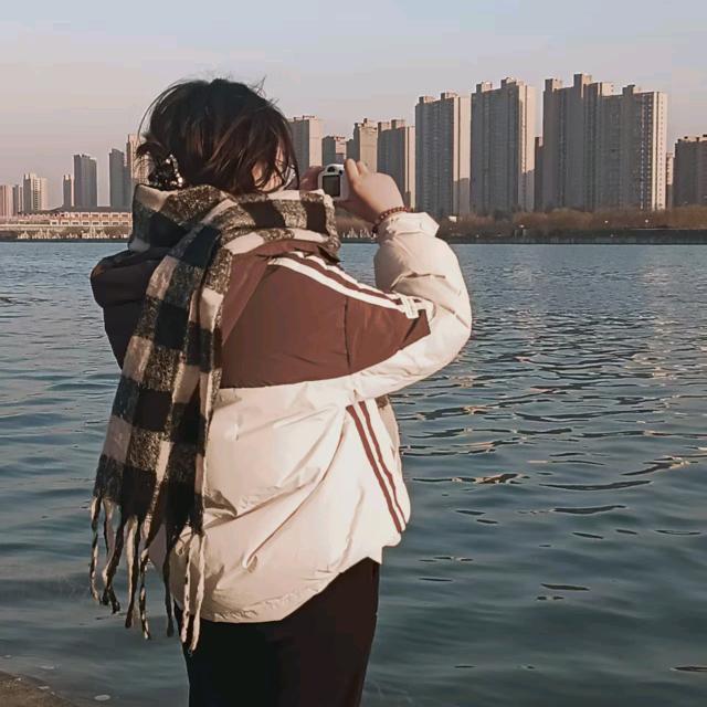 爱跳舞💃的小女孩🐱