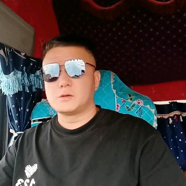 ꒰ঌ(˚刚ᆺ刚˚)໒꒱