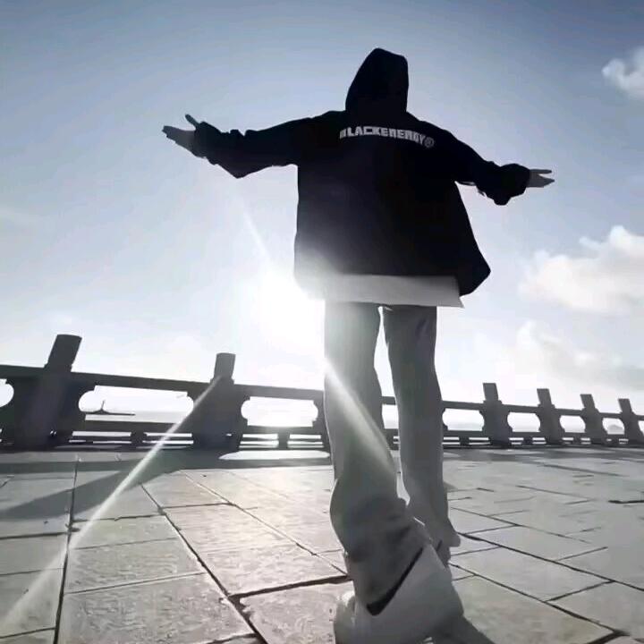 不讲李*
