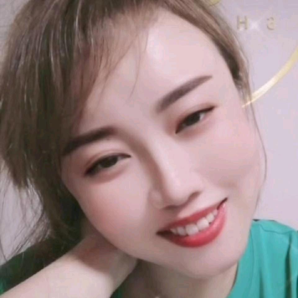莉莉