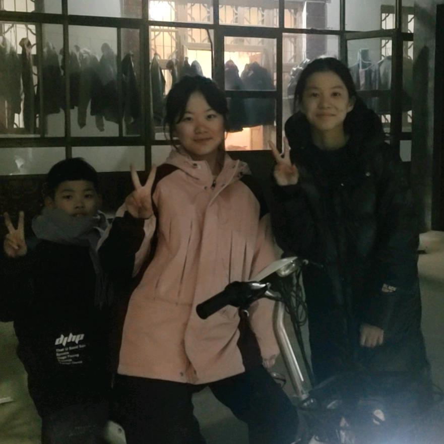门修银_
