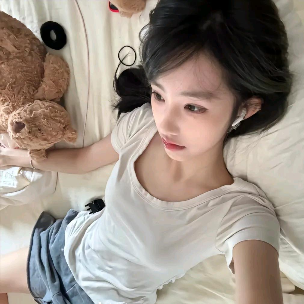 素颜清寒^