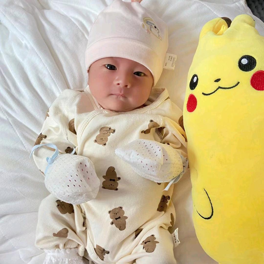 张恒语和奶奶的幸福生活🐰