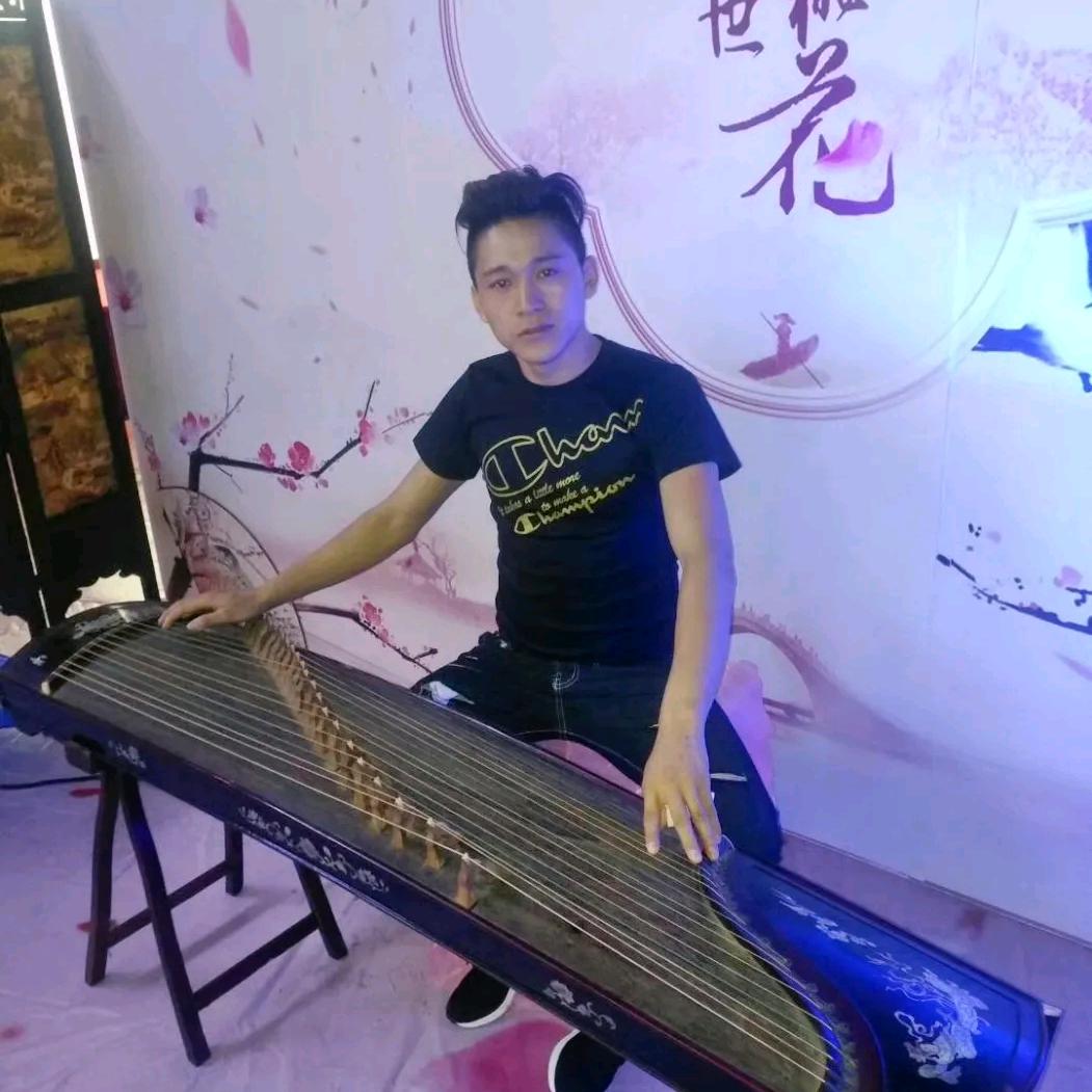 三毛〔户外剪发〕