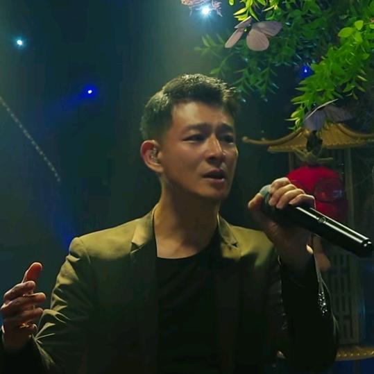 伍亿🎙️