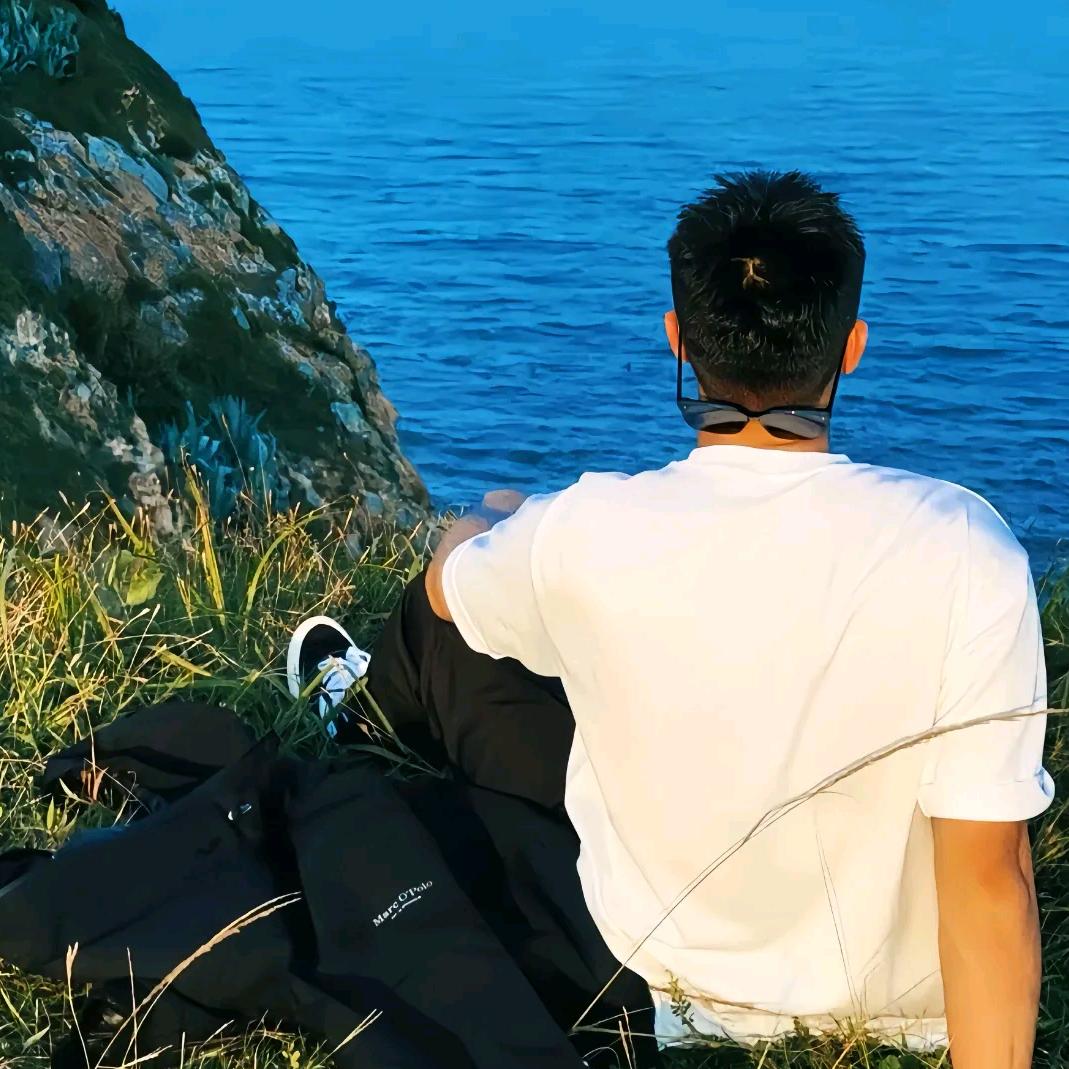 贪生pass鼠老板😬😬