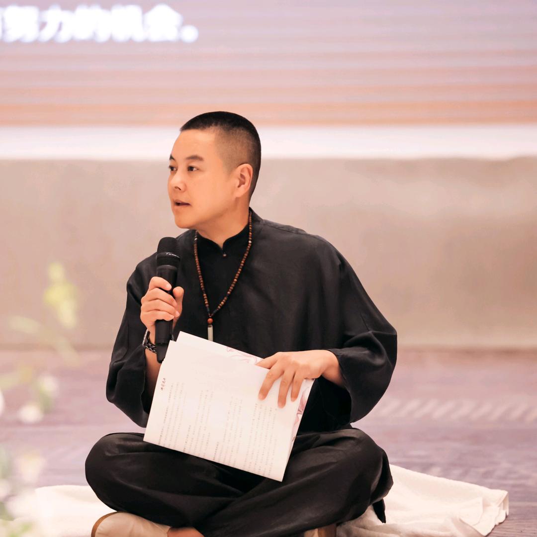 施威智慧美学