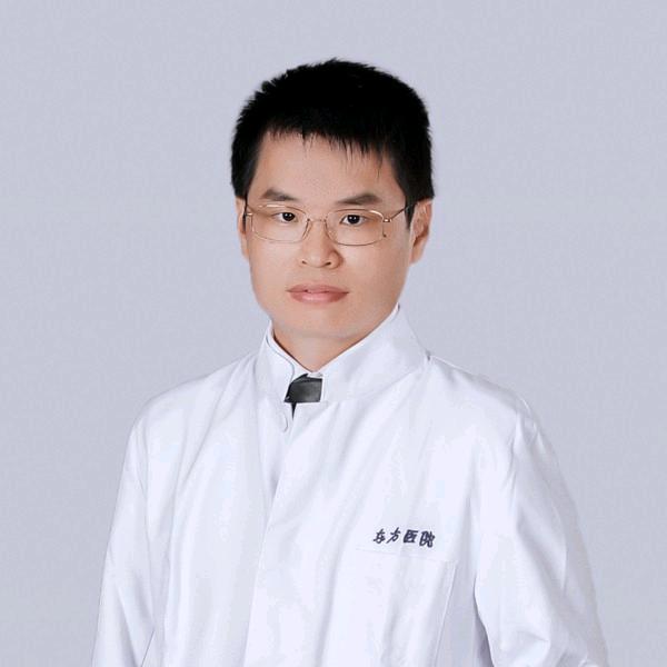 骨科医生罗树林