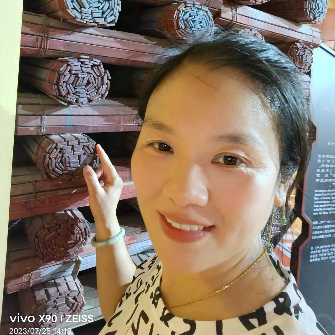 简简👾单单😍