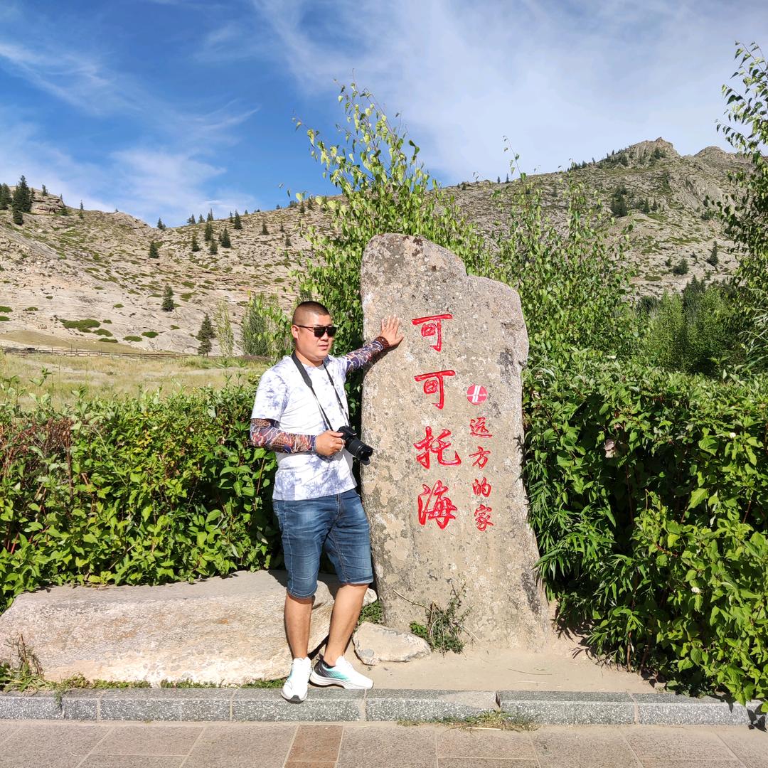 杨成市〈超光磨具〉