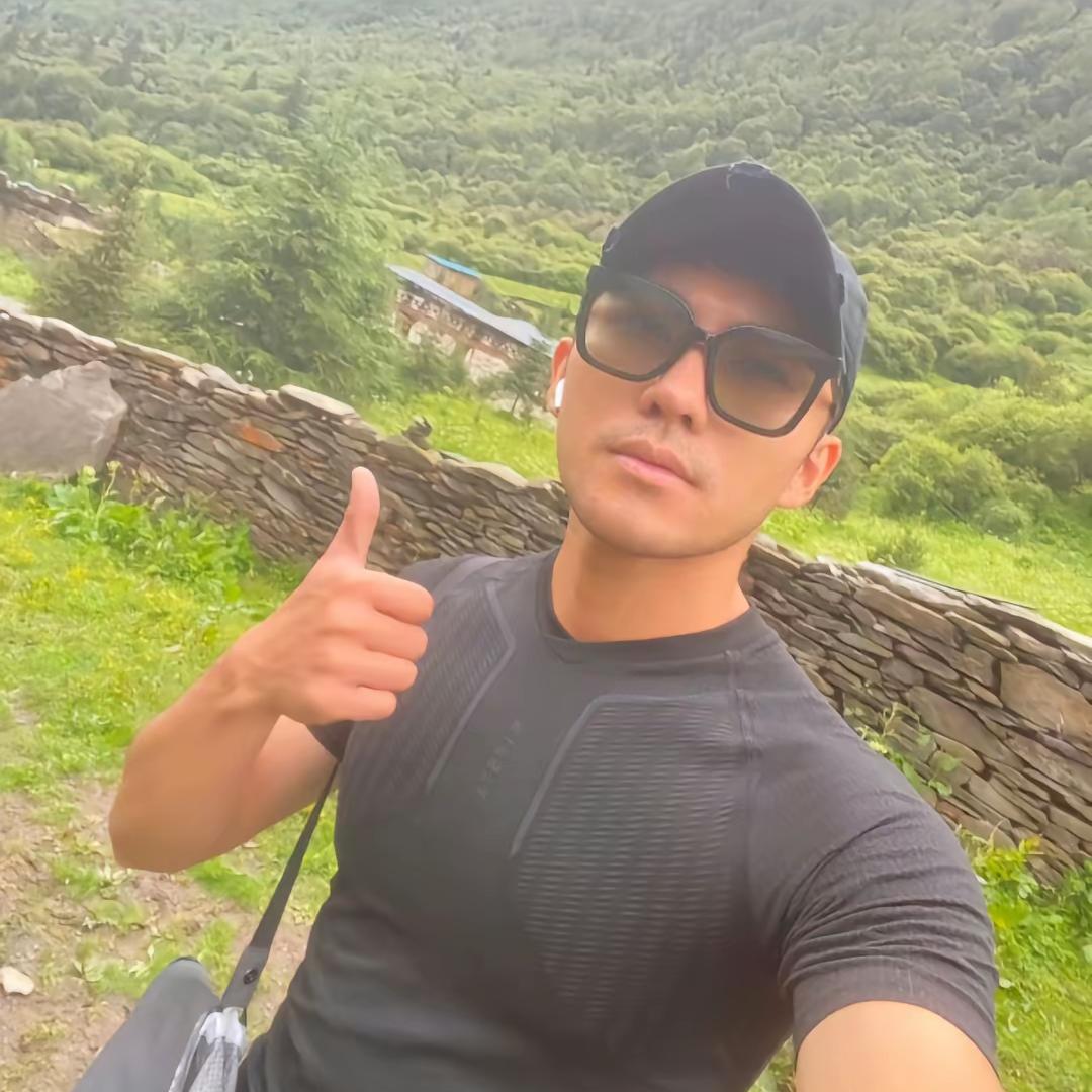 AA专业刮白墙李老三(接散活)