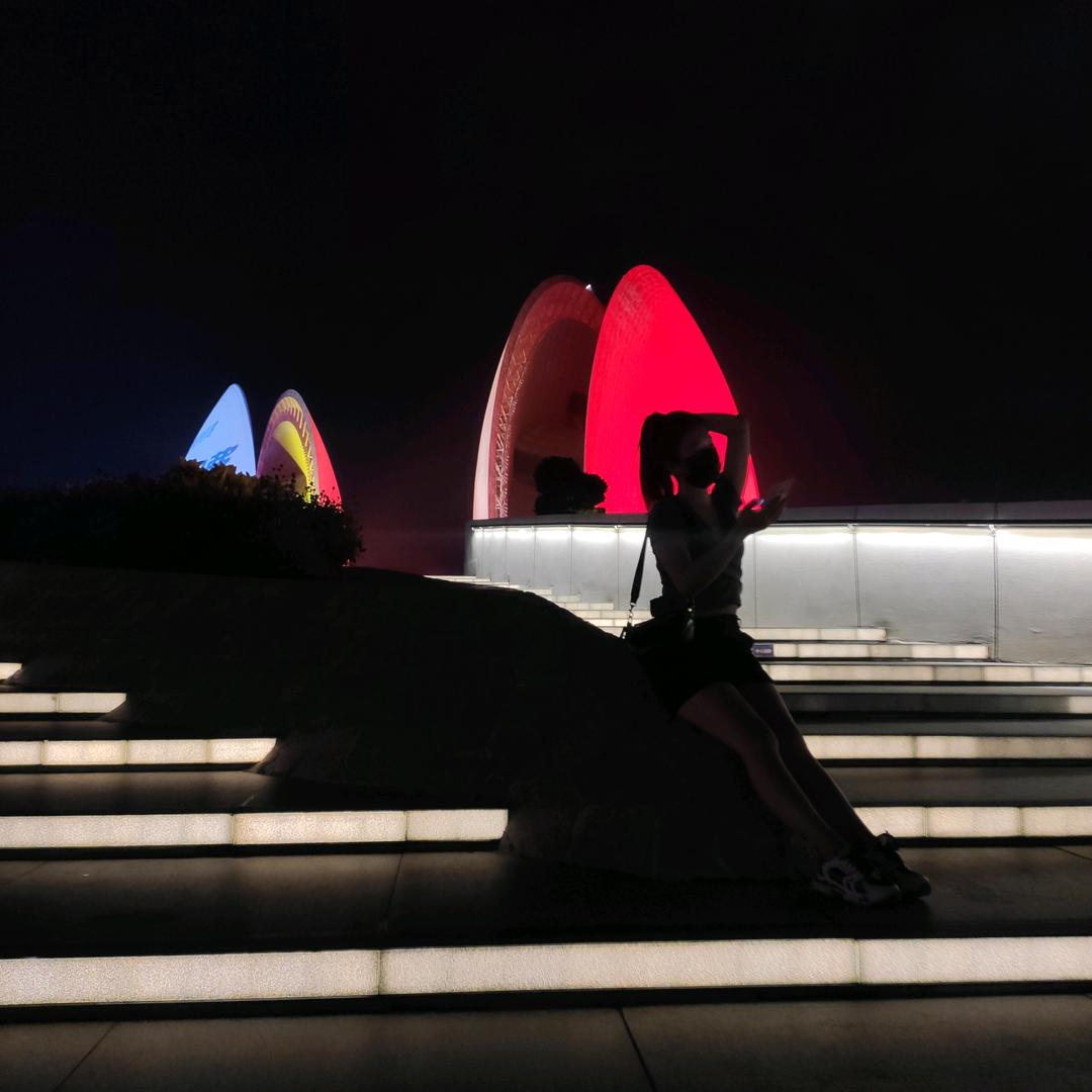 一个努力生活的人