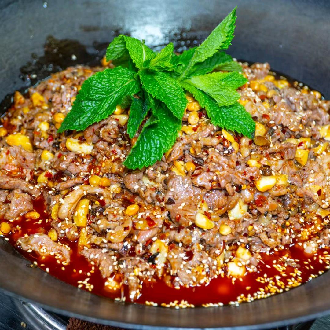 昭通顶顶牛清真干锅牛肉（远大美食城店）