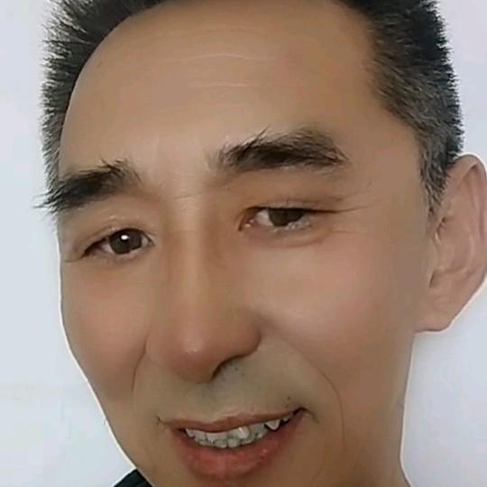 开心的老张
