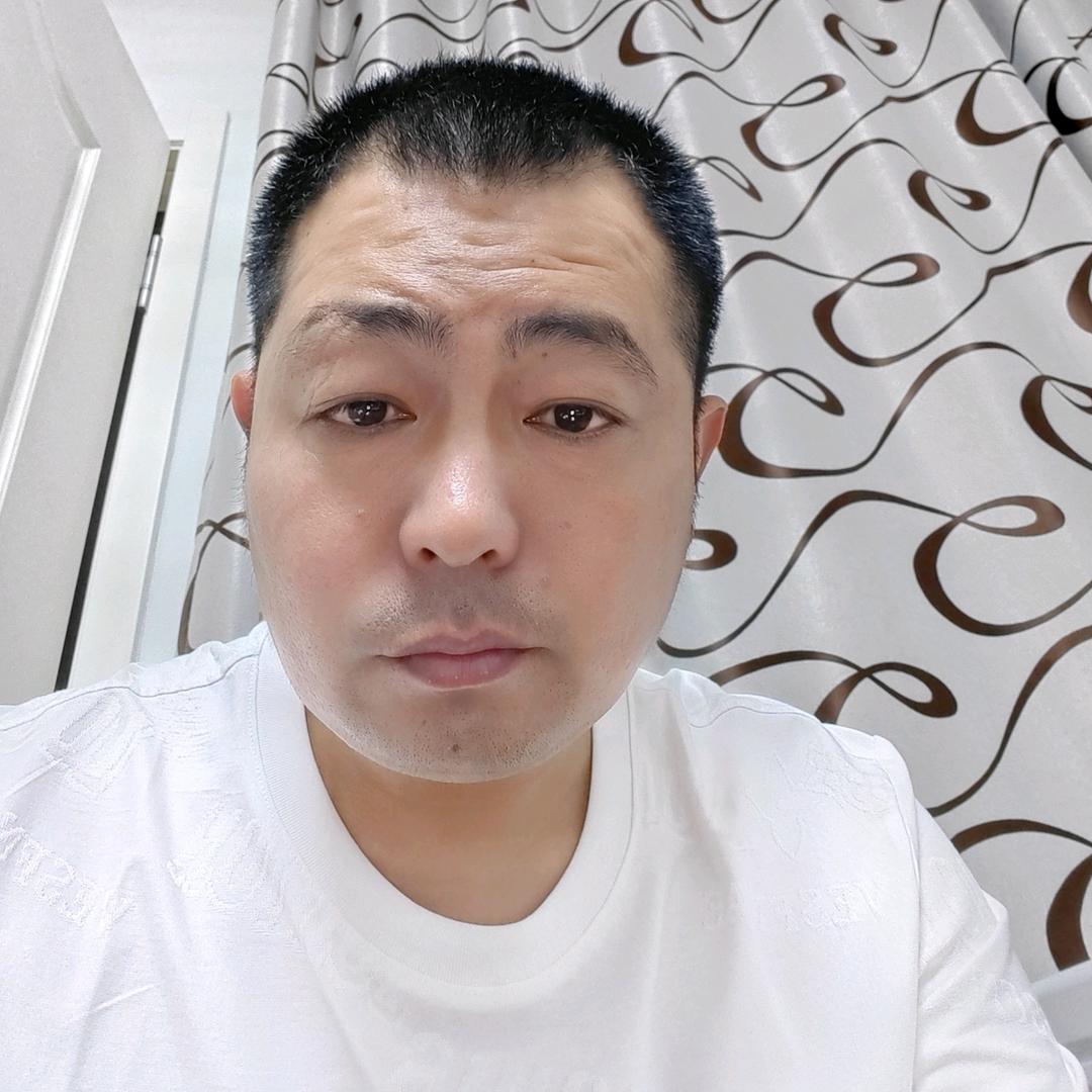 韩小伙