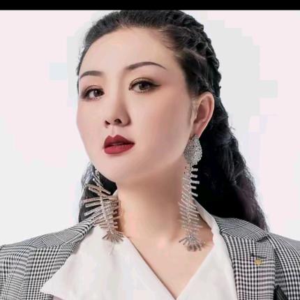 李小宛切片（依依）