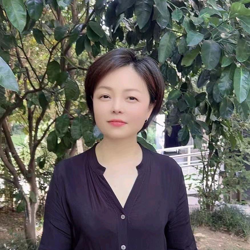 莉丽