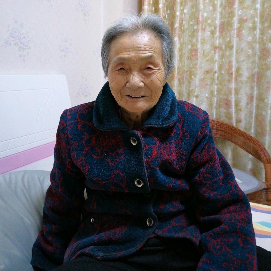 时尚阿姨