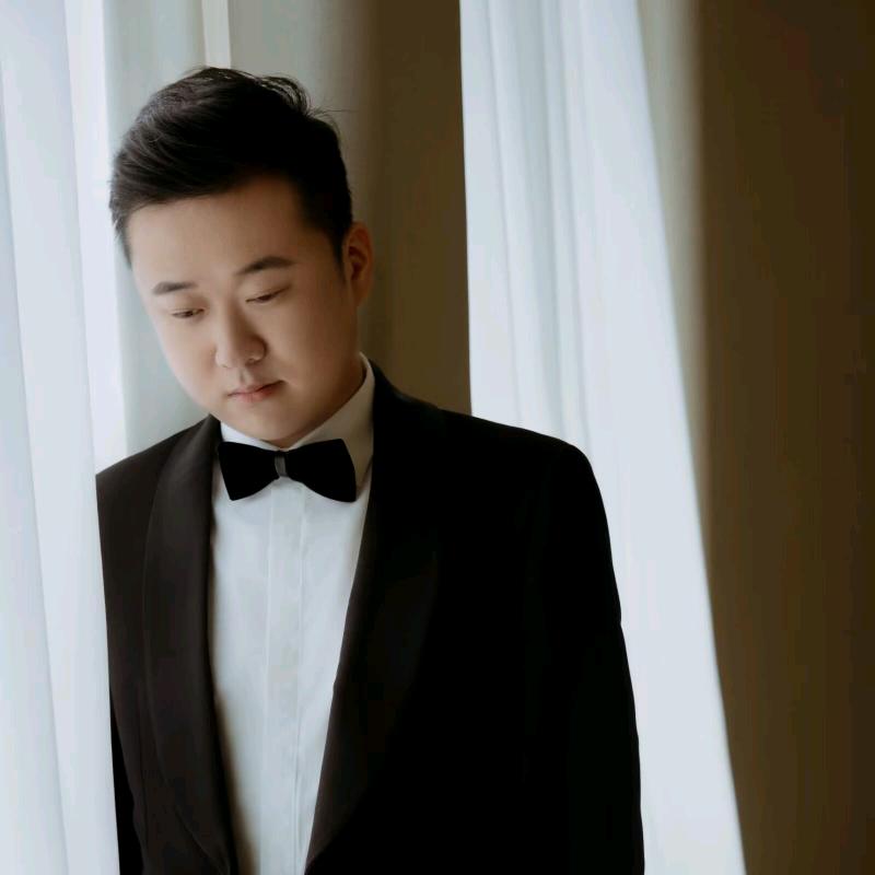 刘刘刘(づ ●─● )づ