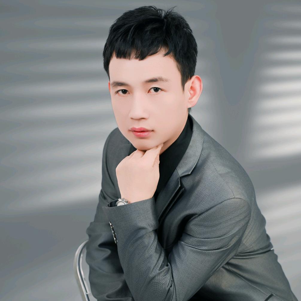 街头拐角《吻》