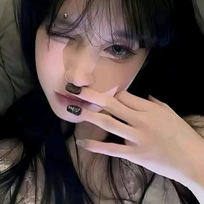 卷毛.