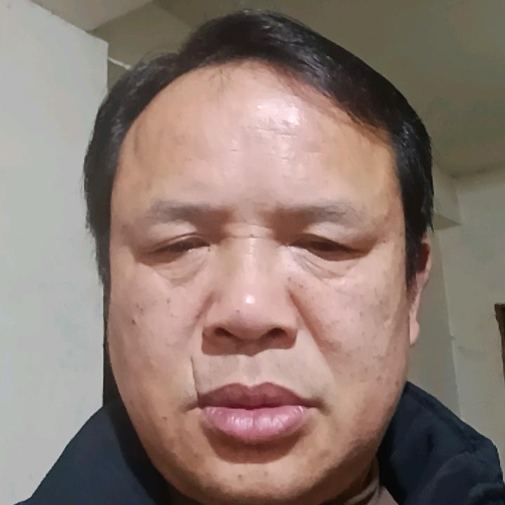 张伟平