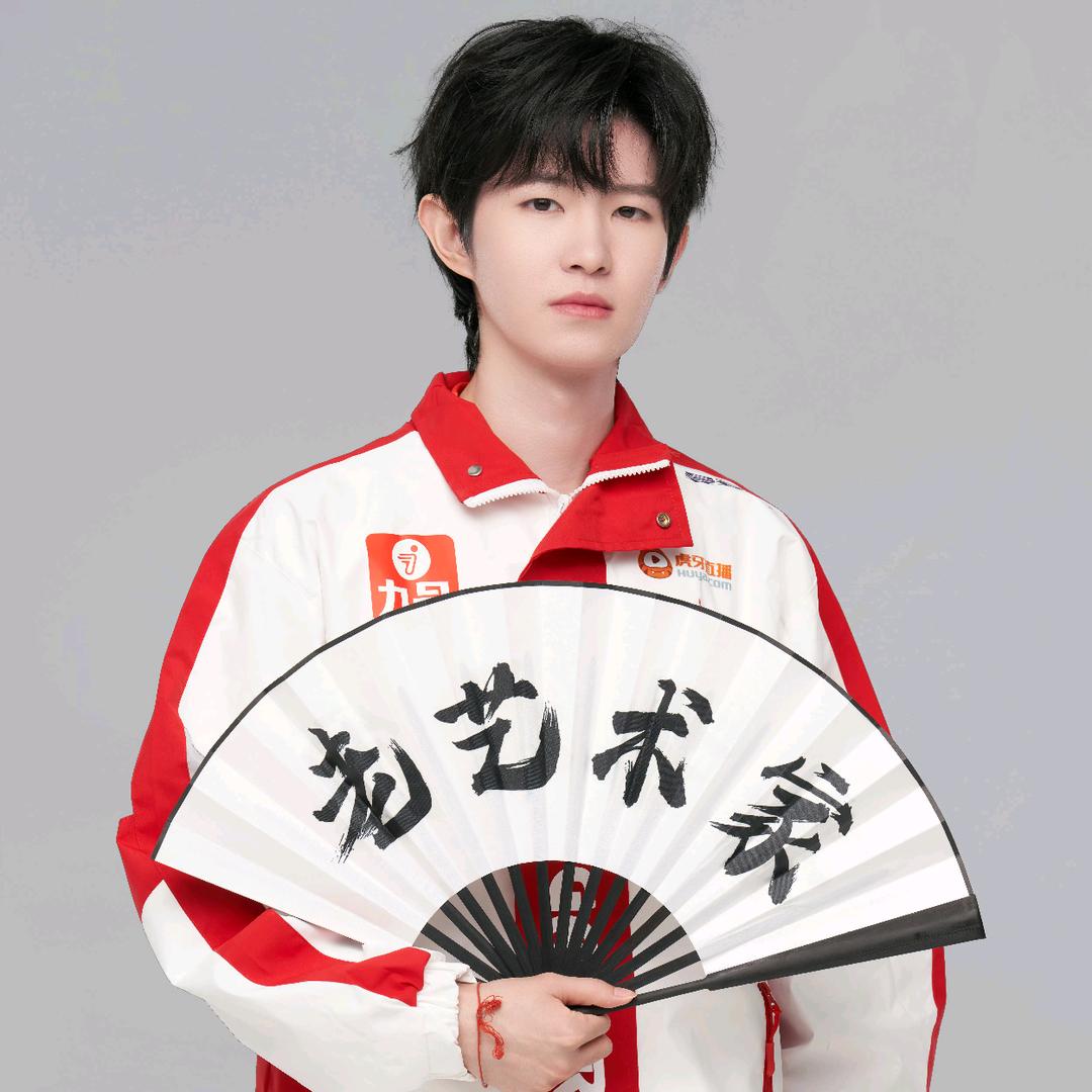 Yi.诺
