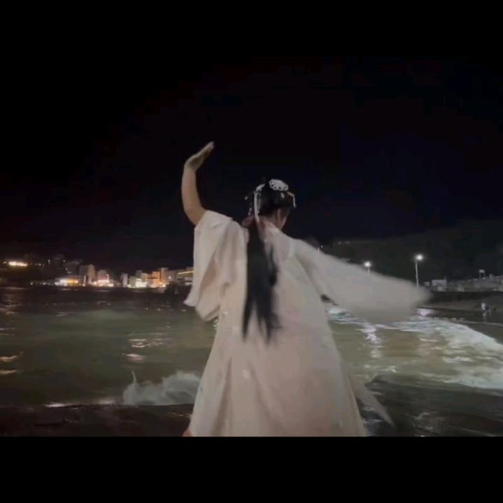李爱平