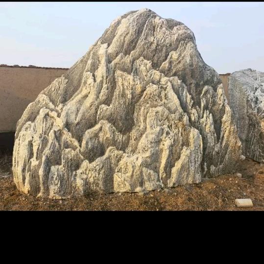 墨玉（听歌K歌🎤）