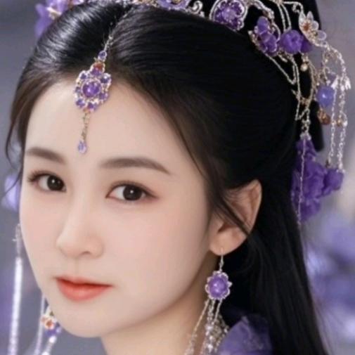 笨丫头꧁小꫞玉(ง •̀_•́)ง꧂