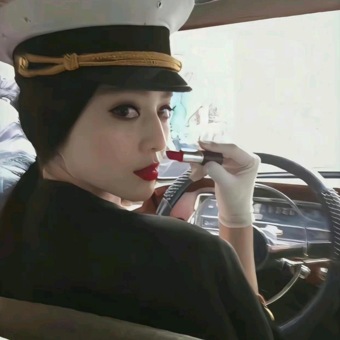 泥史不世油貓餅