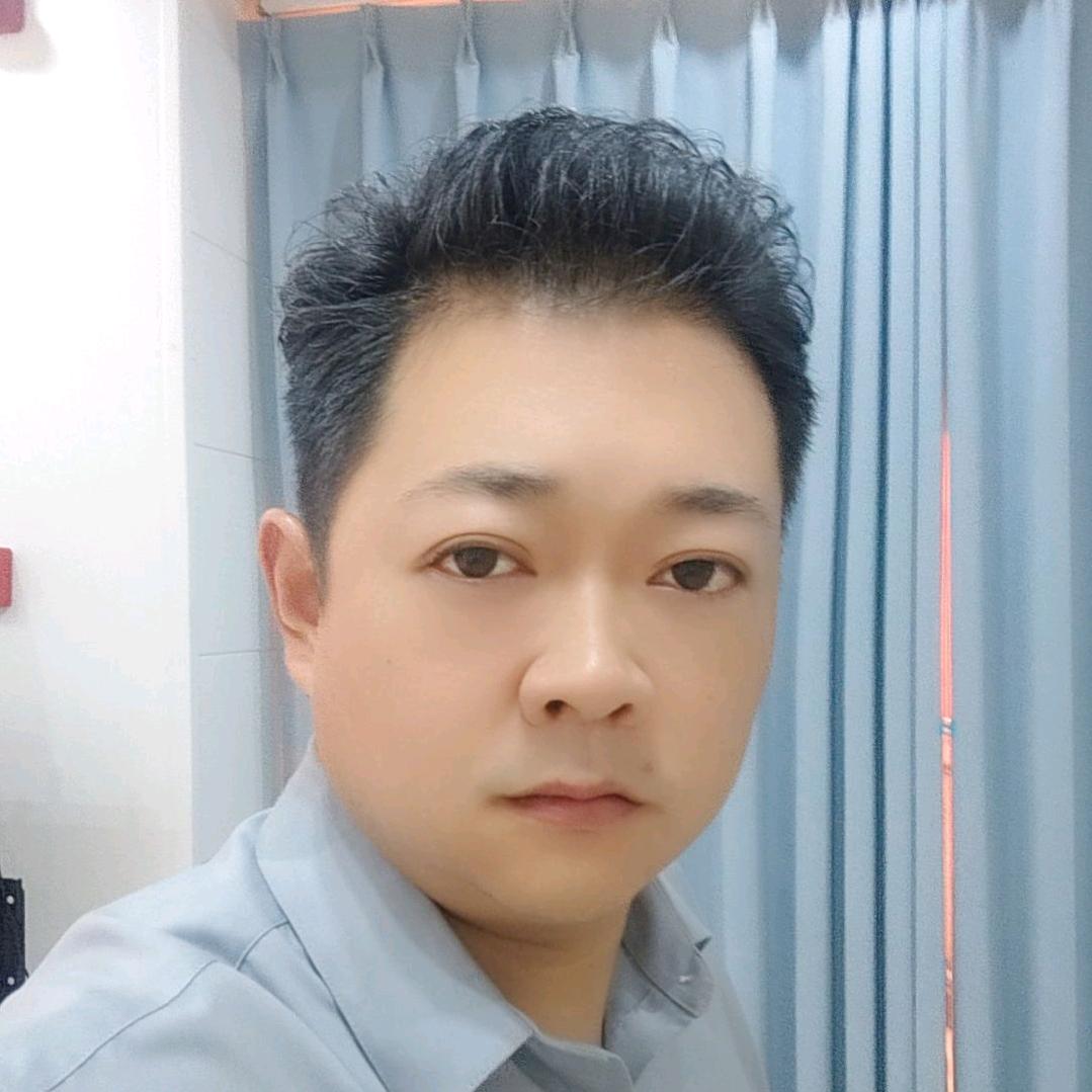 小杨（在路上）