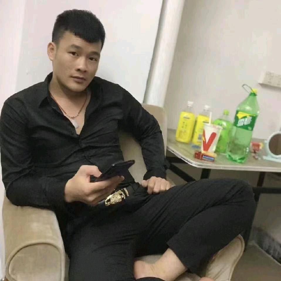 小泽泽，
