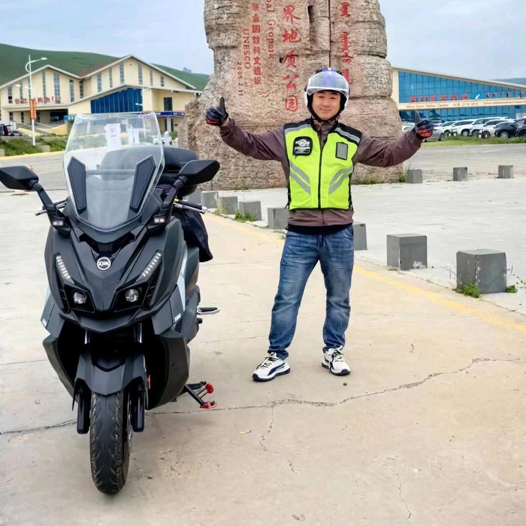 飞哥【一片蓝天】