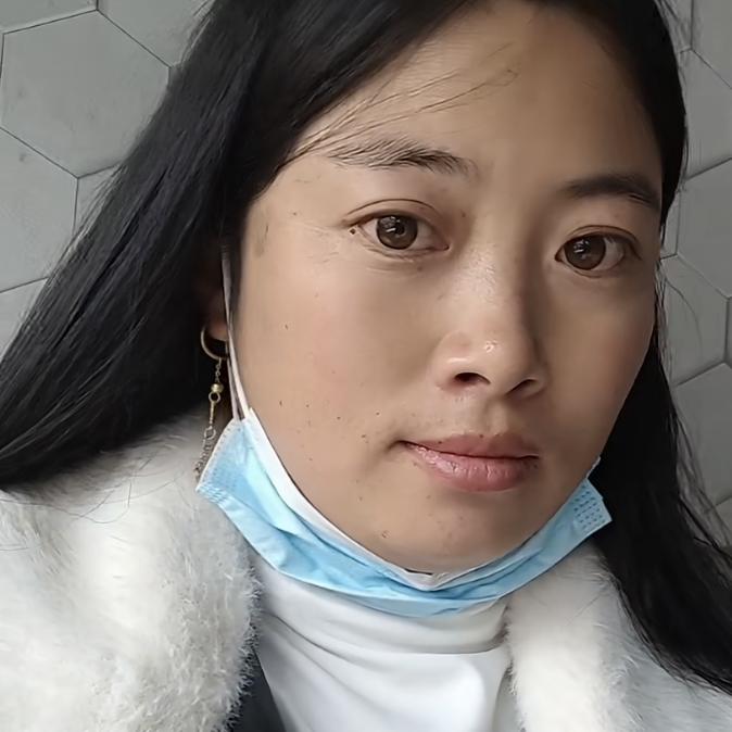陈秀英,一个人生活