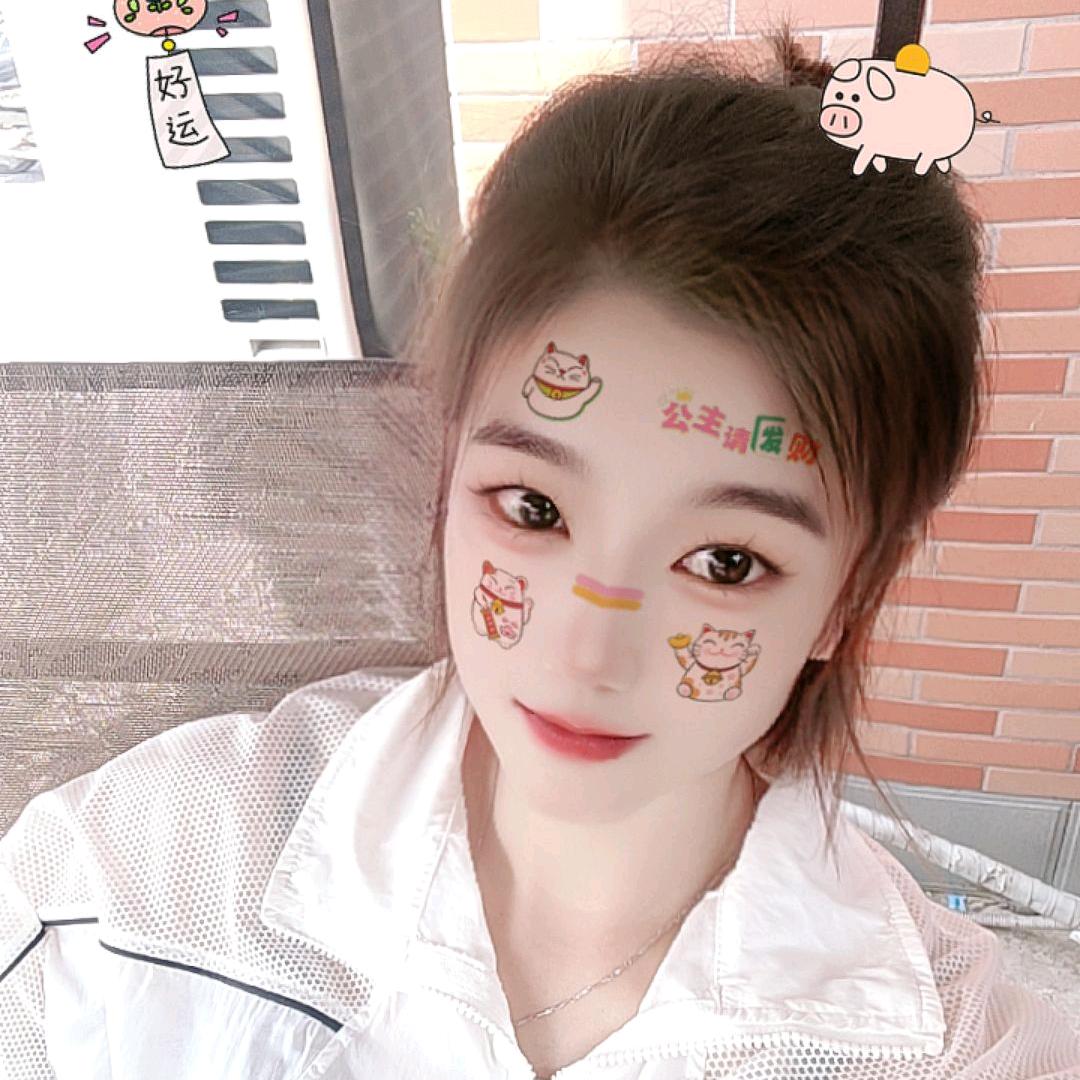 @小年(●'◡'●)