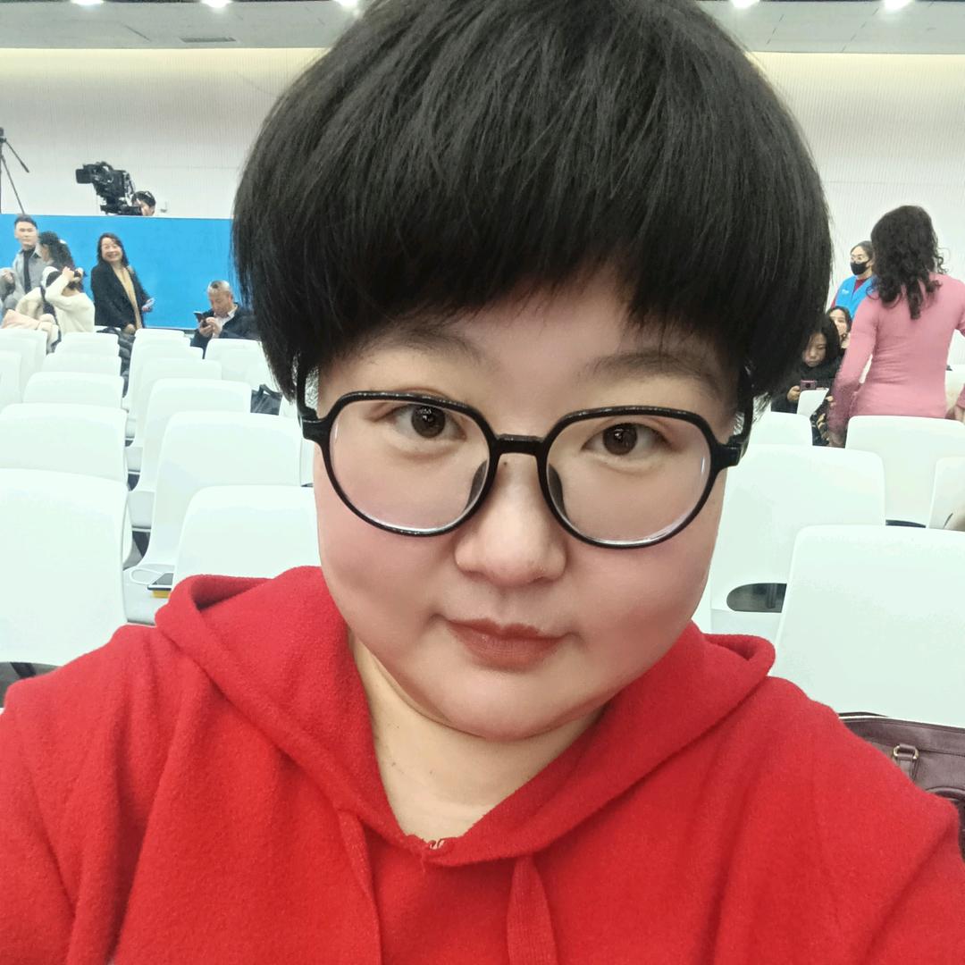 小谢大码女装