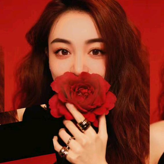 钞票很多张女士