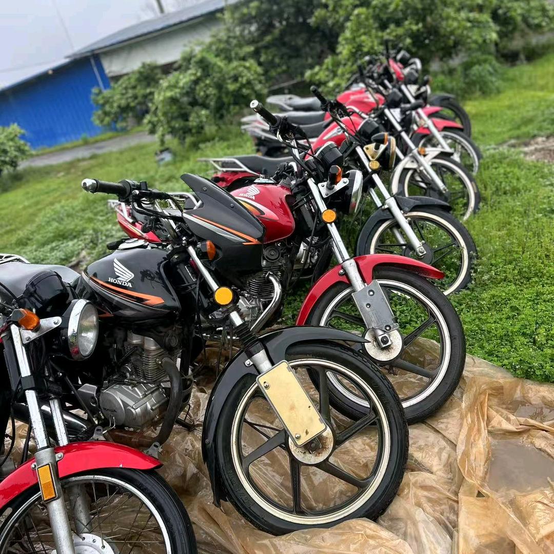 尹霖摩托车批发