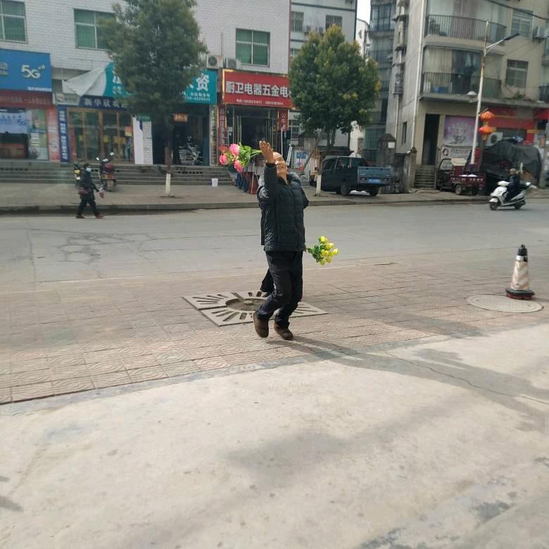 李良兵