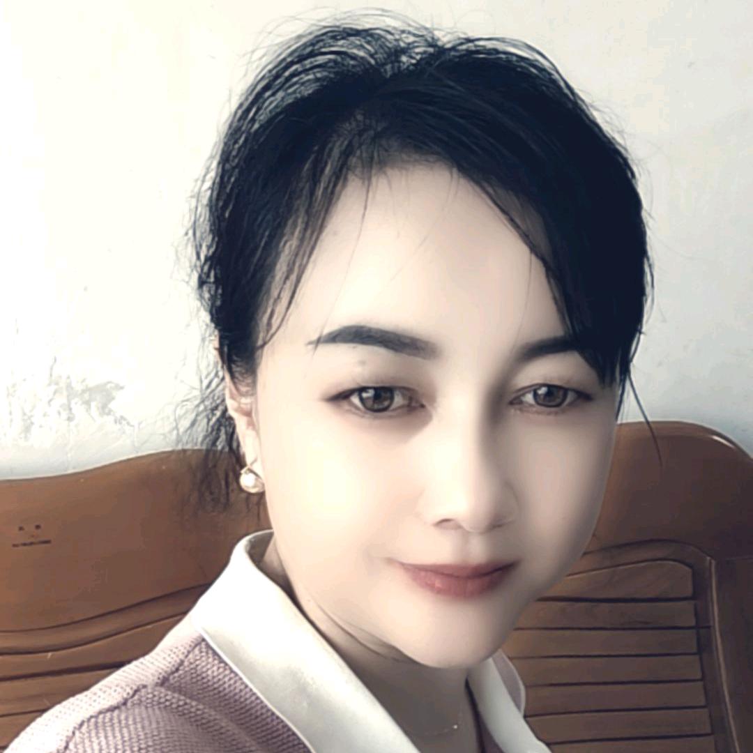 小月弯弯