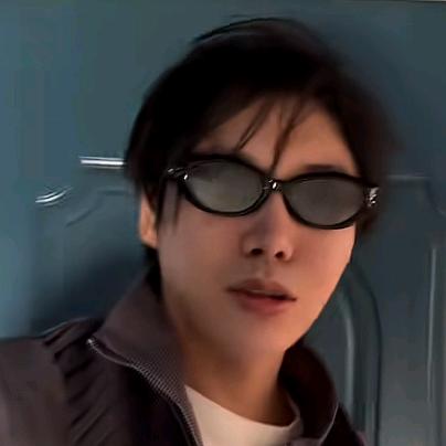 于小惠的眼睫毛