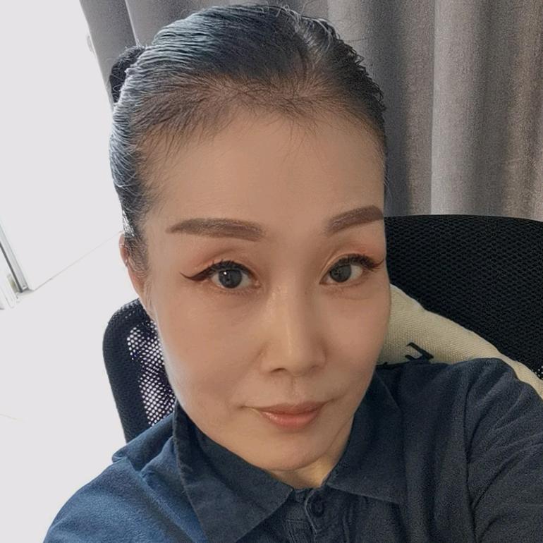 小军跑儿会穿搭